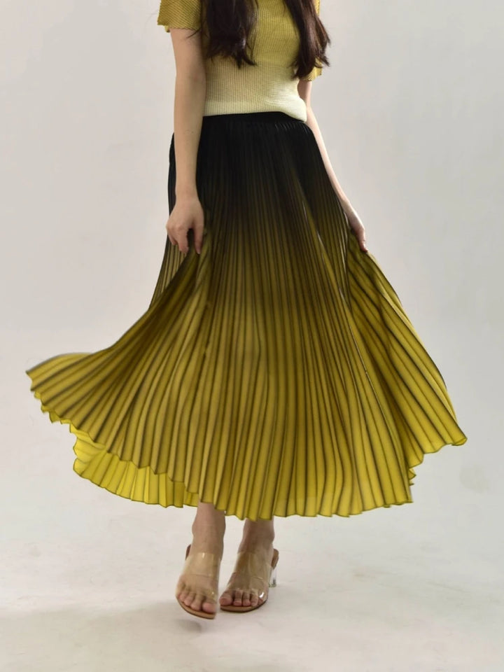 Gradient Pleated Midi Skirt
